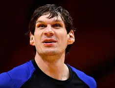 诺维奇突破困境,客场大胜对手怎么办